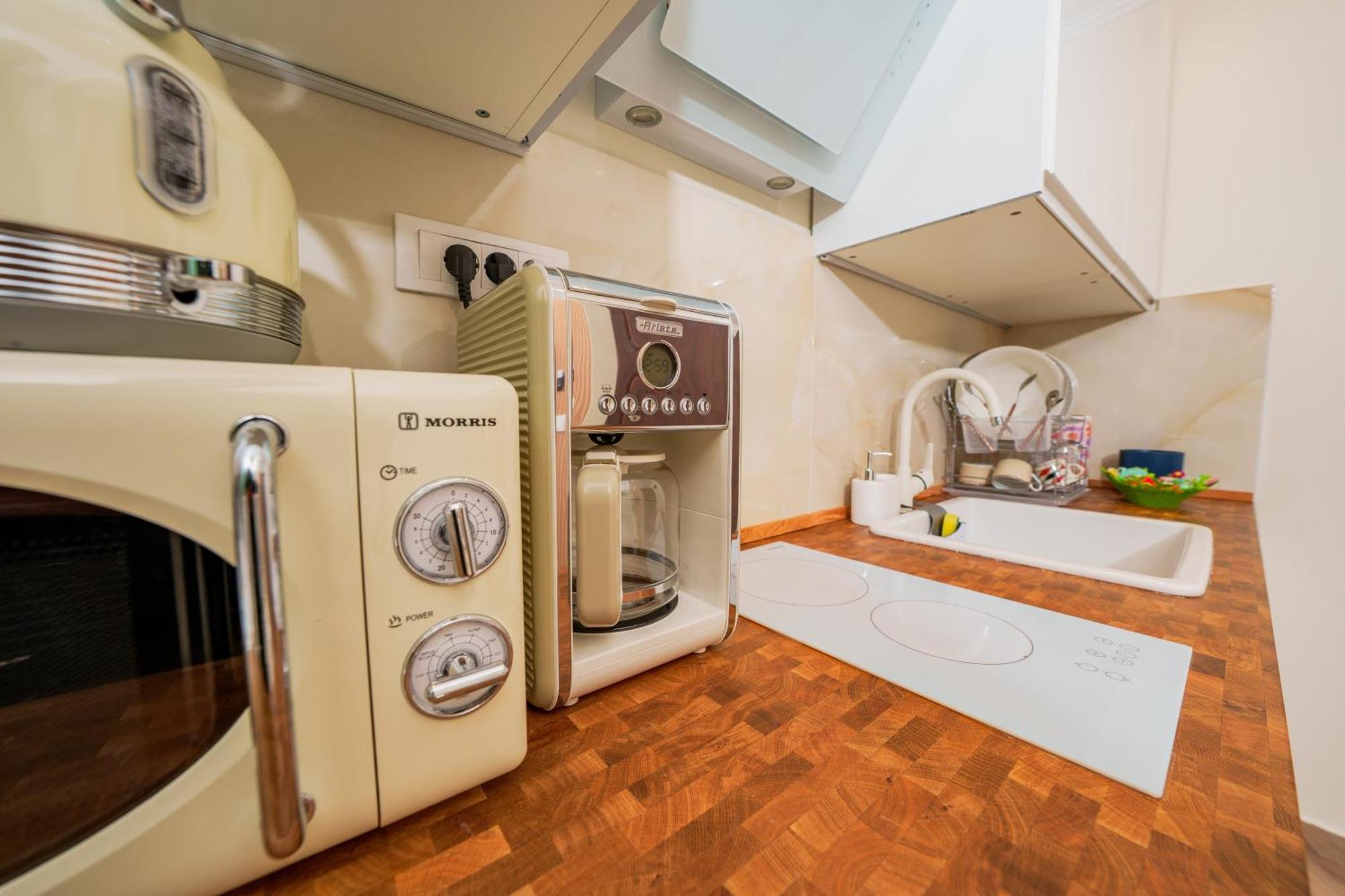 Lux Movie Stars Apartments Perea Peraia  Exterior photo
